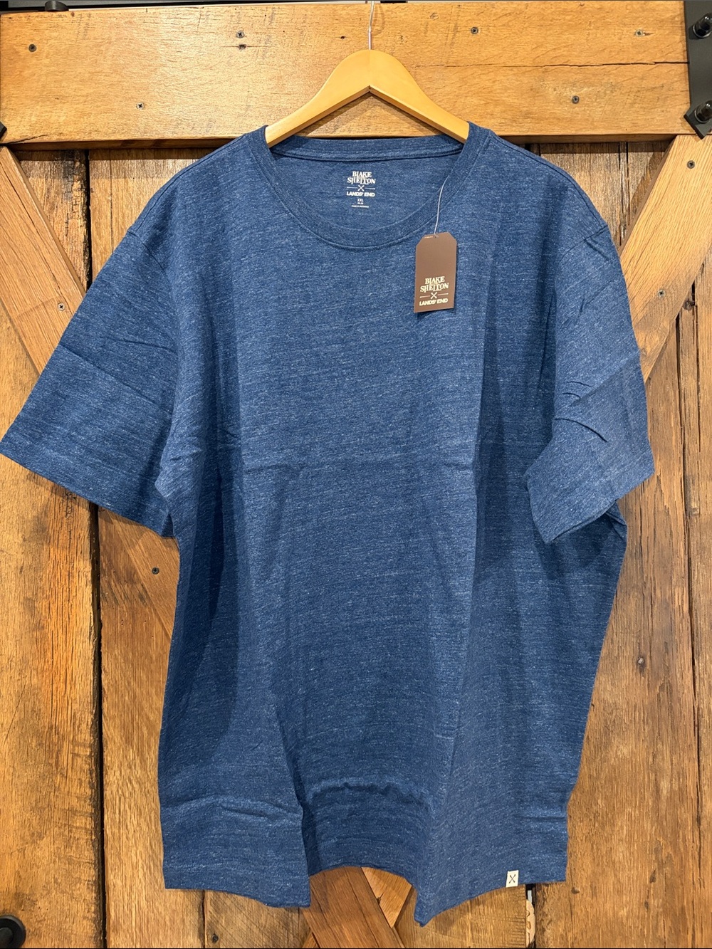 NWT Lands End / Blake Shelton Collaboration Men’s XXL Blue Crewneck Tshirt